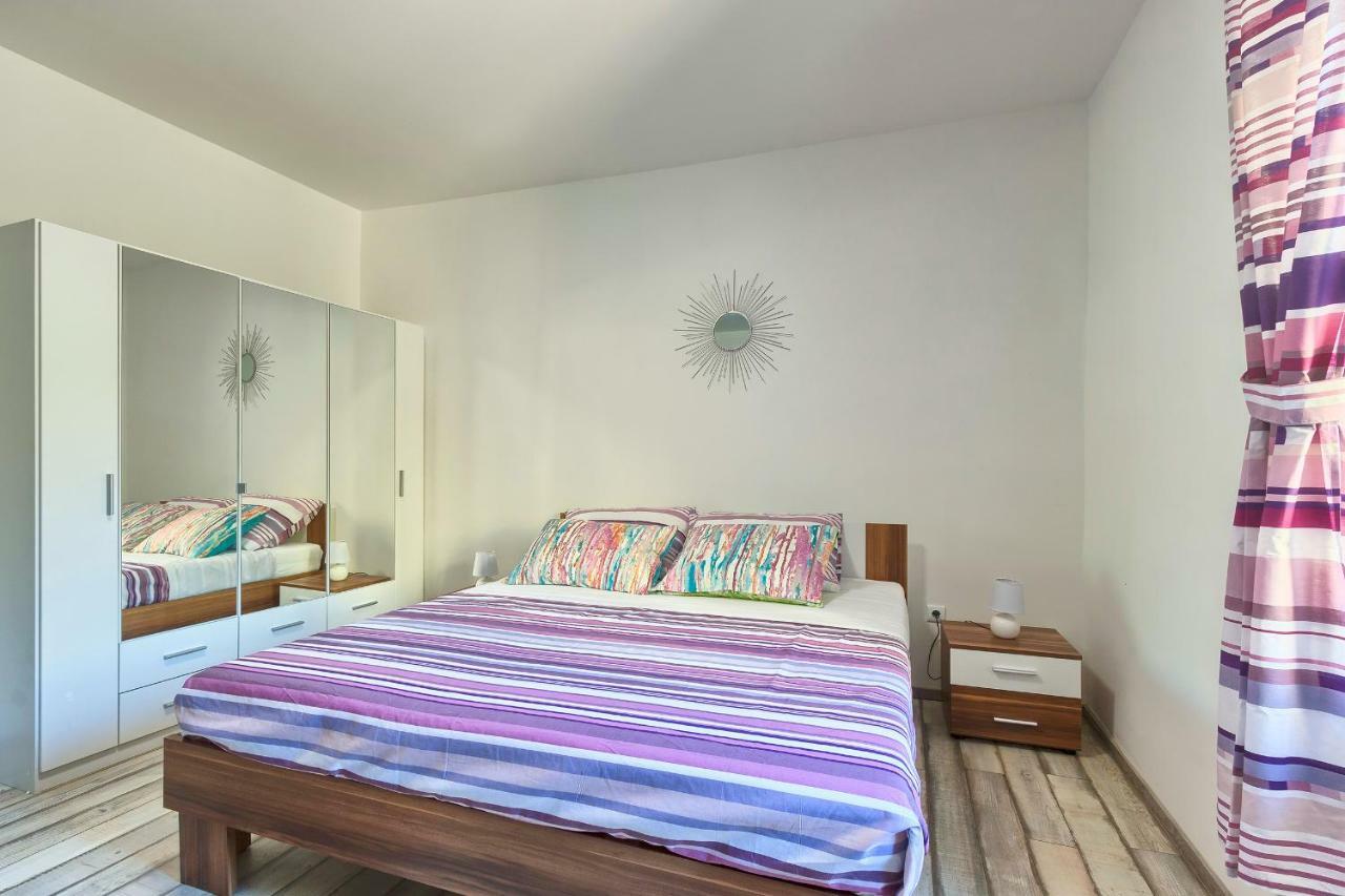PUY Apartment Amfiteatar Moris מראה חיצוני תמונה