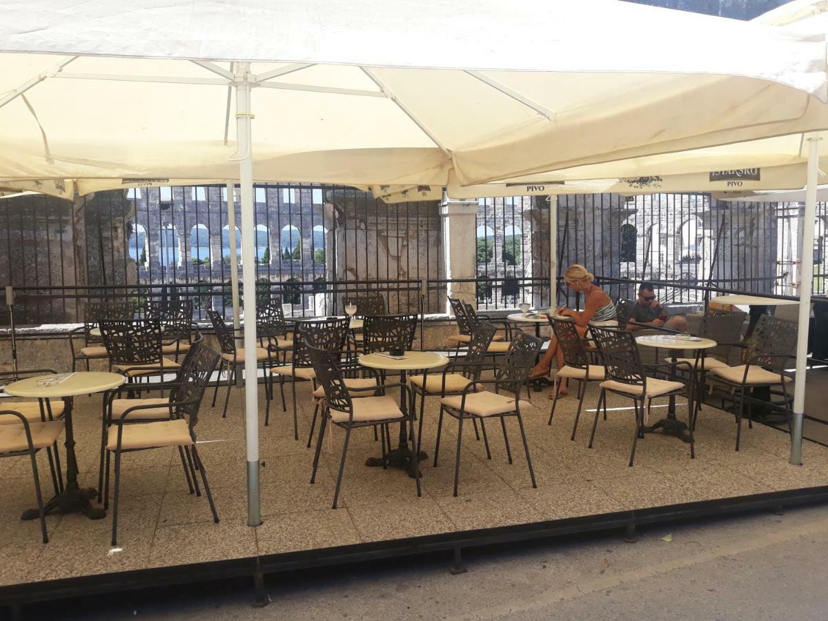 PUY Apartment Amfiteatar Moris מראה חיצוני תמונה